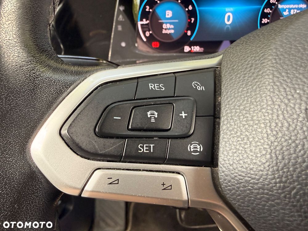 Volkswagen Golf 1.5 TSI EVO Life - 23
