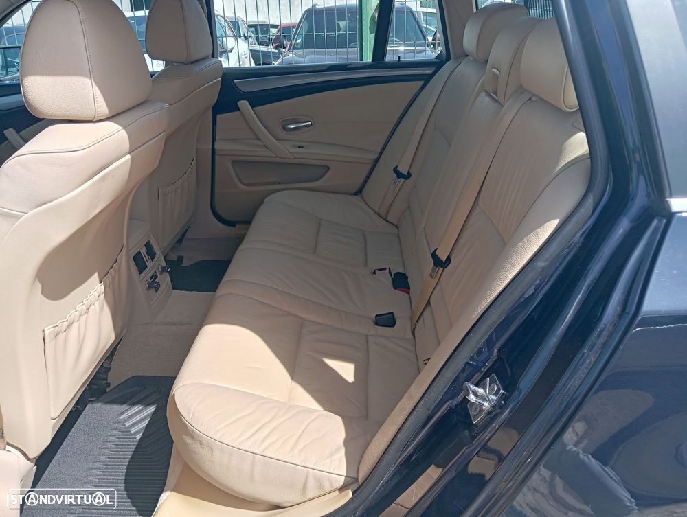BMW 520 dA - 15