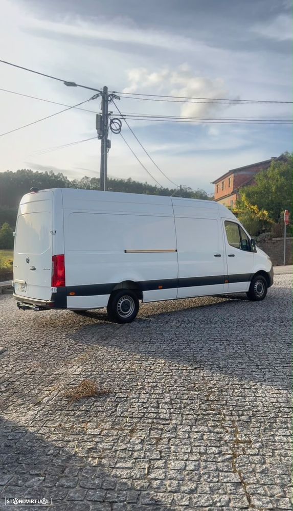 Mercedes-Benz Sprinter - 4