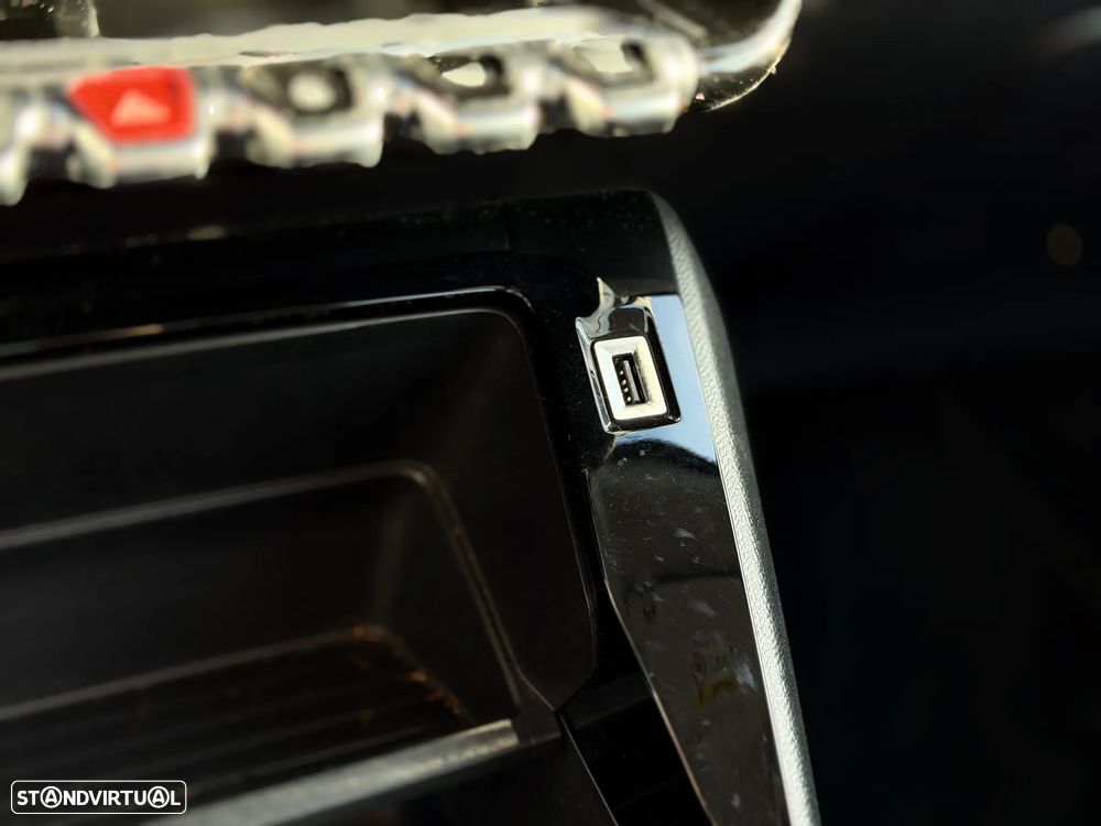 Peugeot 2008 PureTech 130 Active Pack - 22