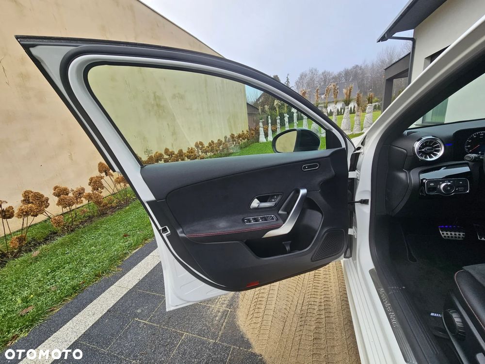 Mercedes-Benz Klasa A 200 AMG Line 7G-DCT - 16