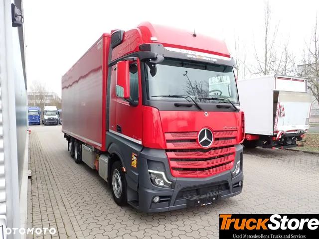 Mercedes-Benz 2548 LnR 6x2 - 7