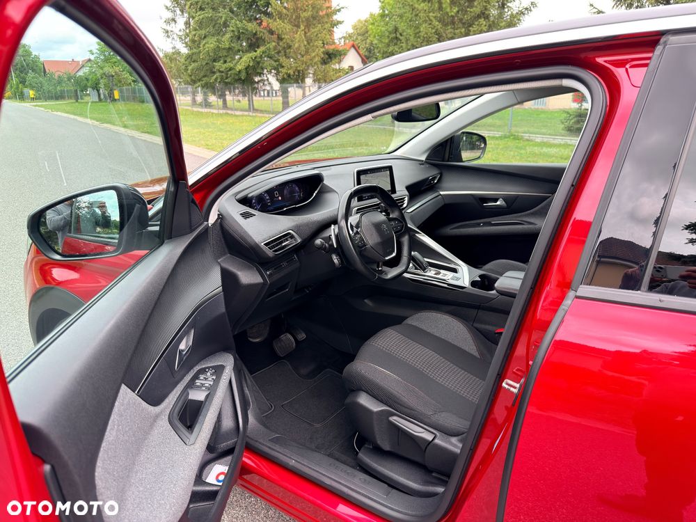 Peugeot 3008 PureTech 130 Stop & Start GPF EAT8 Allure Business-Paket - 21