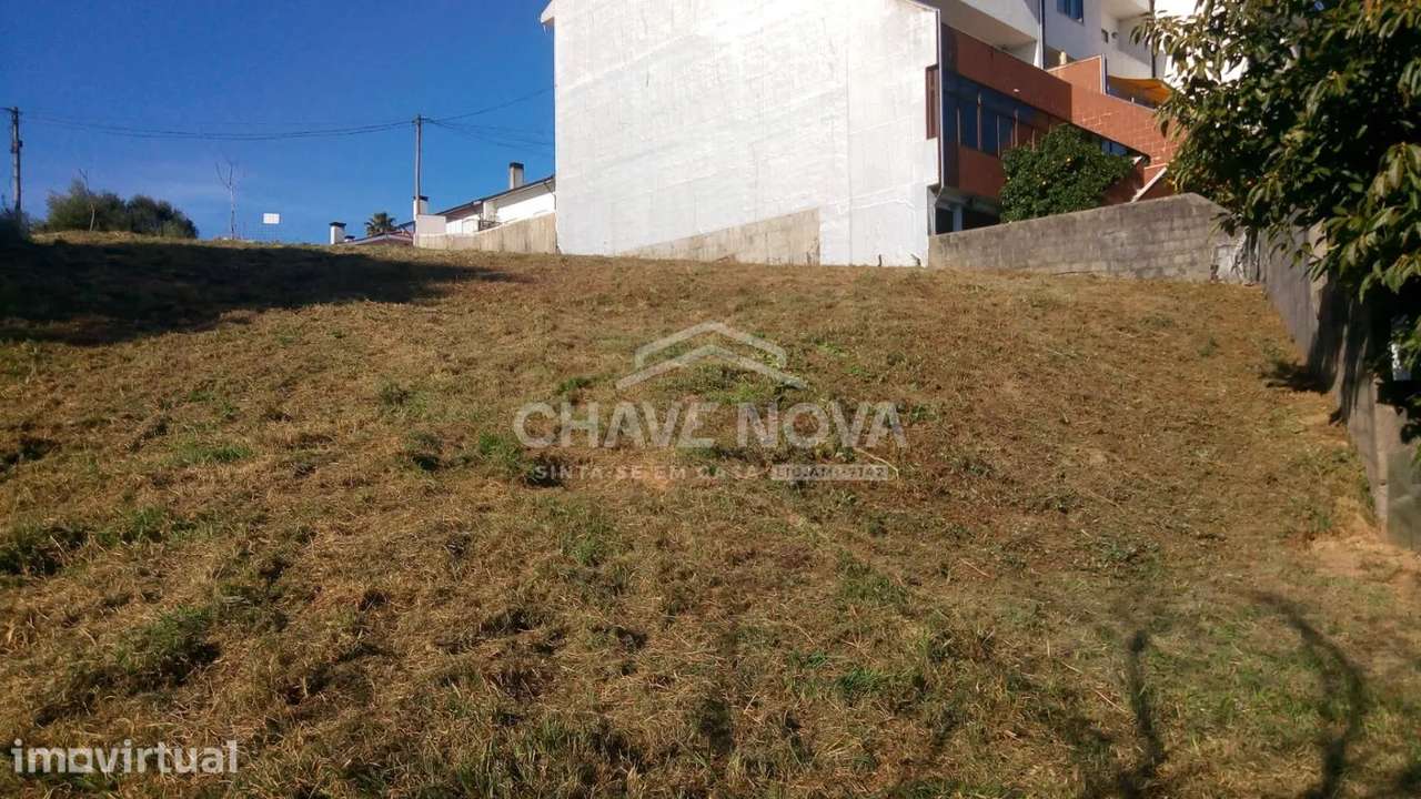 Terreno Urbano com 3 Frentes - Grande imagem: 5/8