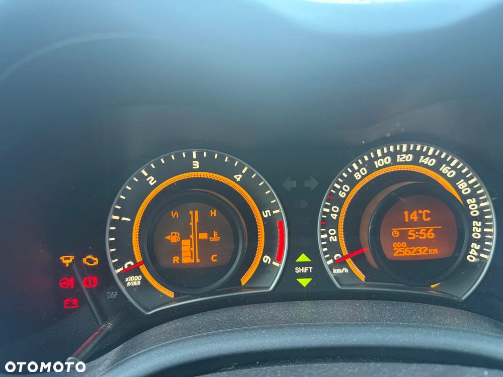 Toyota Corolla 1.4 D-4D Premium - 7