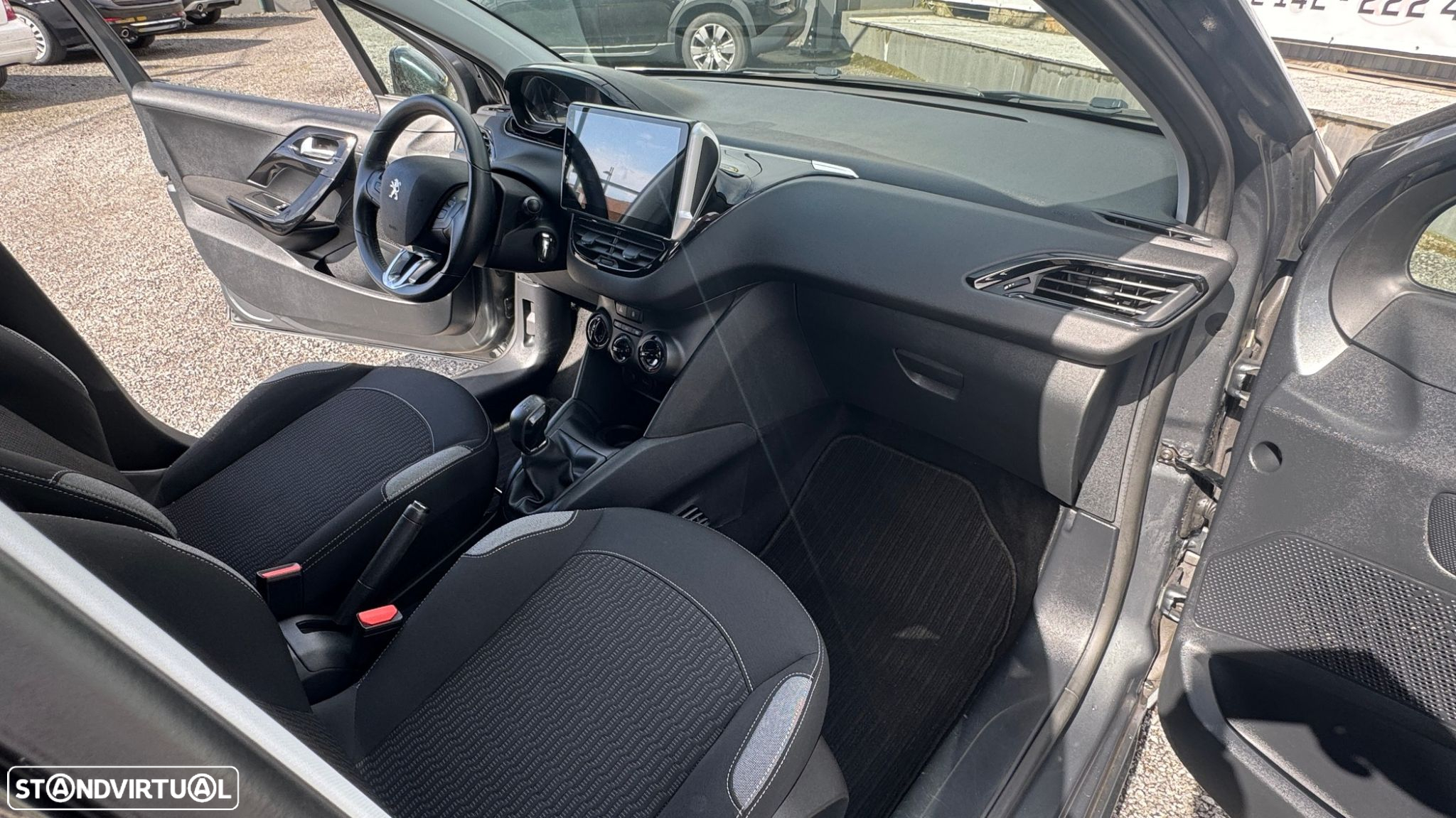 Peugeot 208 1.4 HDi Allure - 13