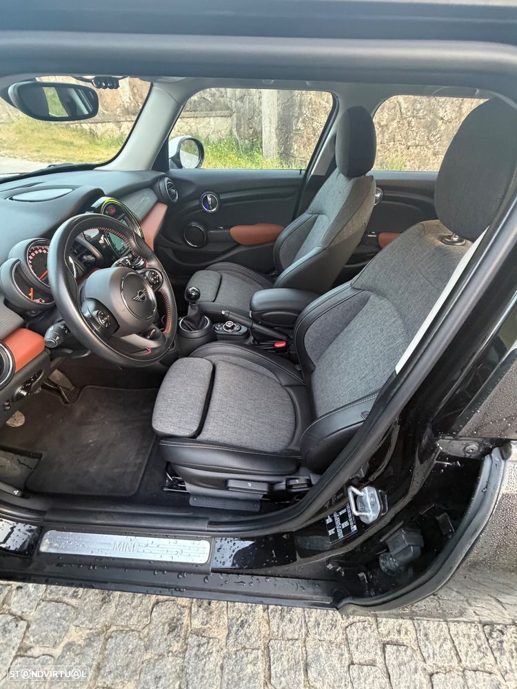 MINI 5 Portas Cooper D Seven Chili - 23
