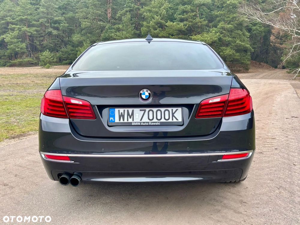 BMW Seria 5 530d xDrive Luxury Line - 11