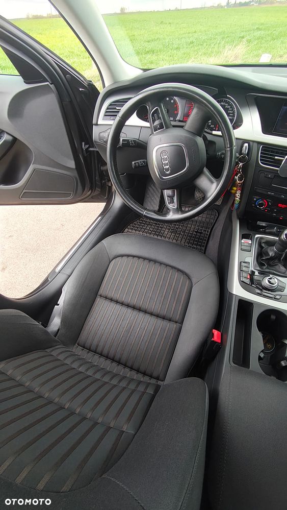 Audi A4 Avant 2.0 TFSI Ambiente - 19