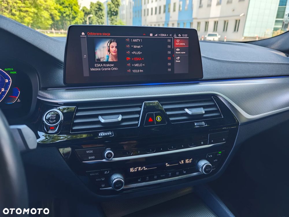 BMW Seria 5 530i Sport Line - 7