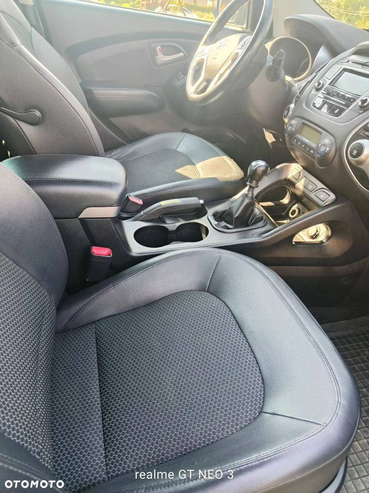 Hyundai ix35 - 11