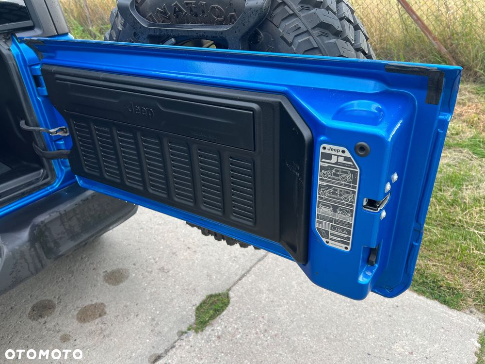 Jeep Wrangler - 25