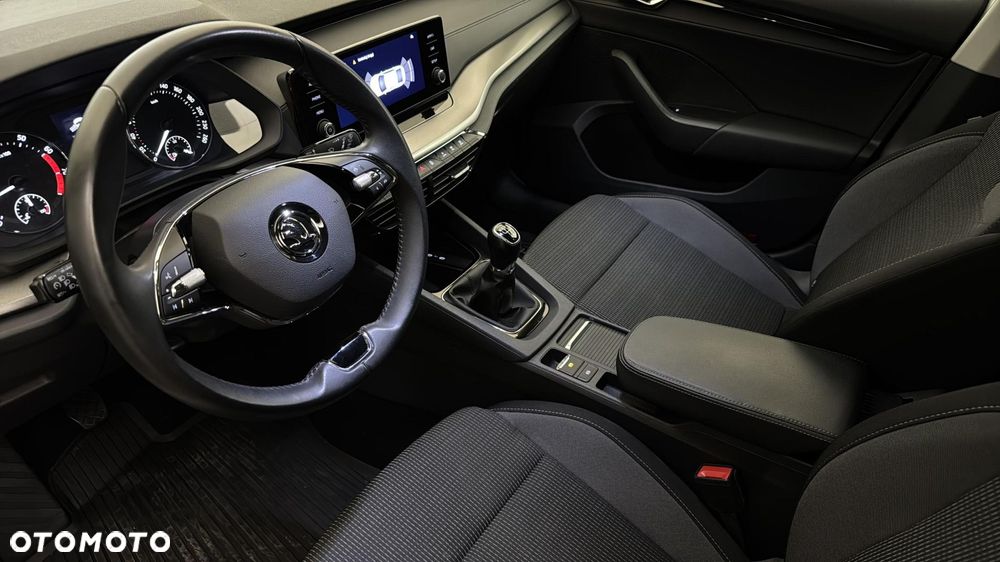 Skoda Octavia 1.5 TSI ACT Ambition - 9