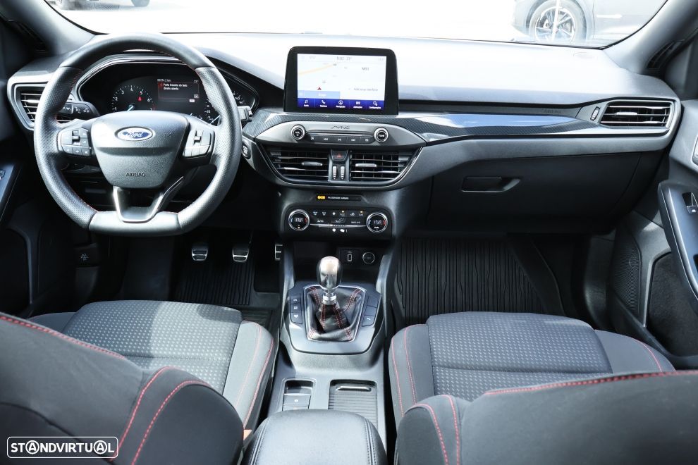 Ford Focus SW 1.0 EcoBoost ST-Line - 10