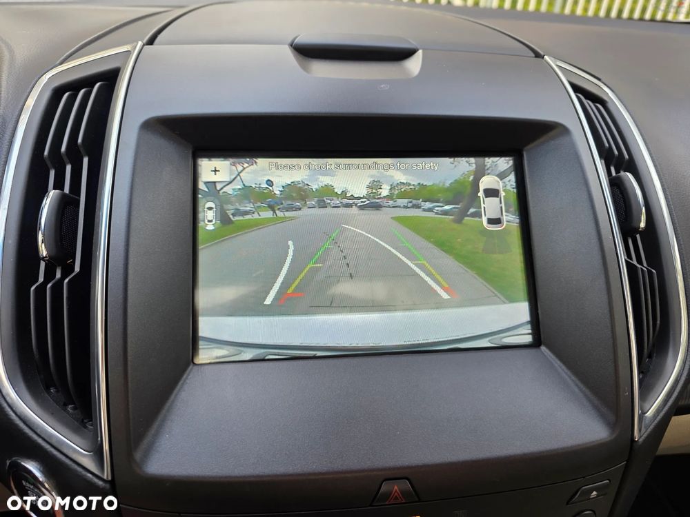Ford Edge - 11