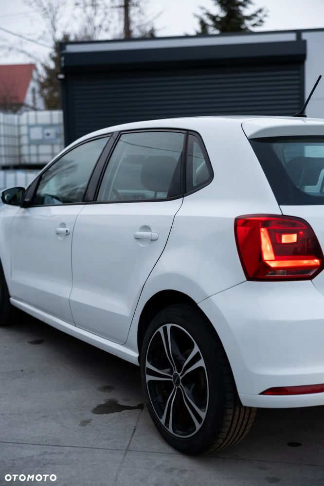 Volkswagen Polo - 15