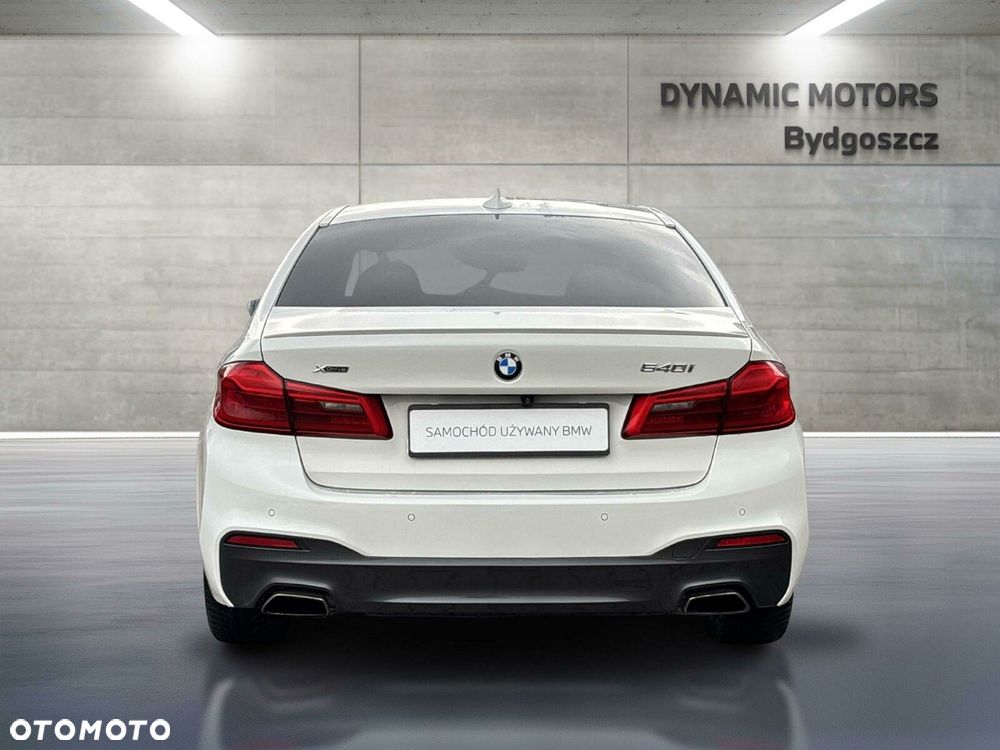 BMW Seria 5 540i xDrive M Sport sport - 4