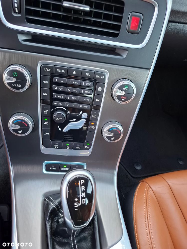 Volvo V60 - 13