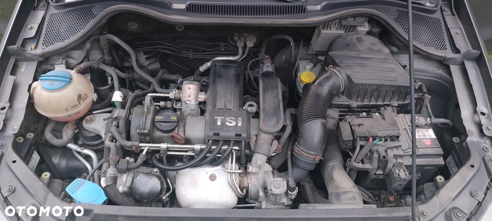 Volkswagen Polo 1.2 TSI Highline - 11