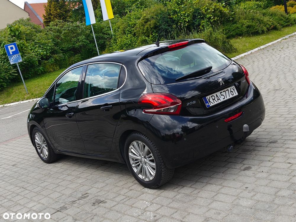 Peugeot 208 1.2 PureTech Style - 12