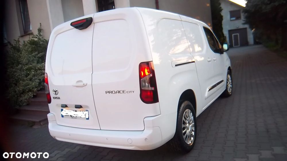 Toyota Proace City Long - 11