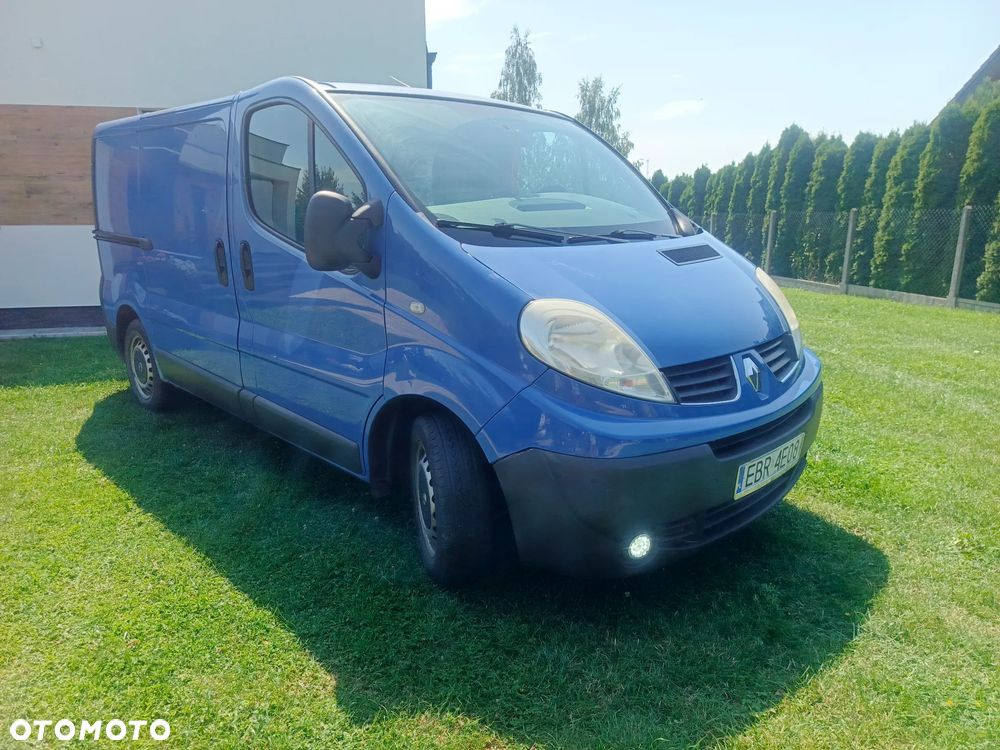 Renault Trafic - 12