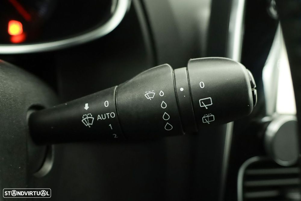 Renault Clio Sport Tourer 0.9 TCe GT Line - 18