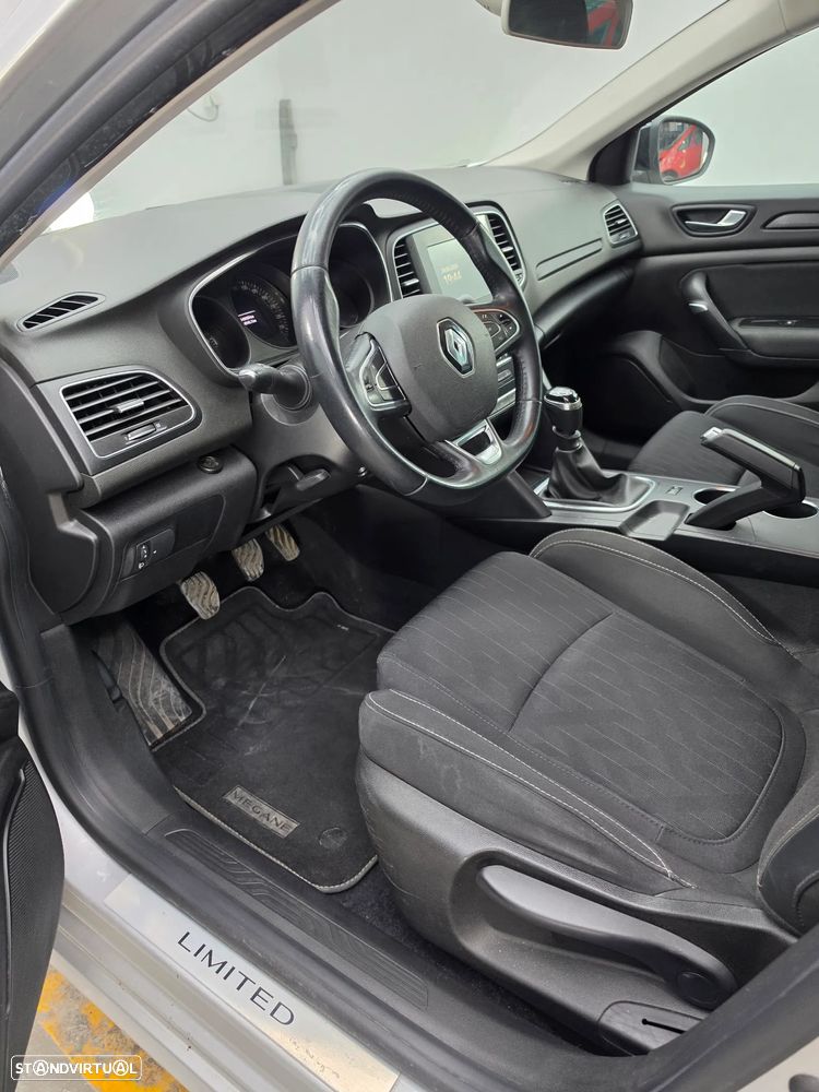 Renault Mégane Sport Tourer 1.5 Blue dCi Limited - 13