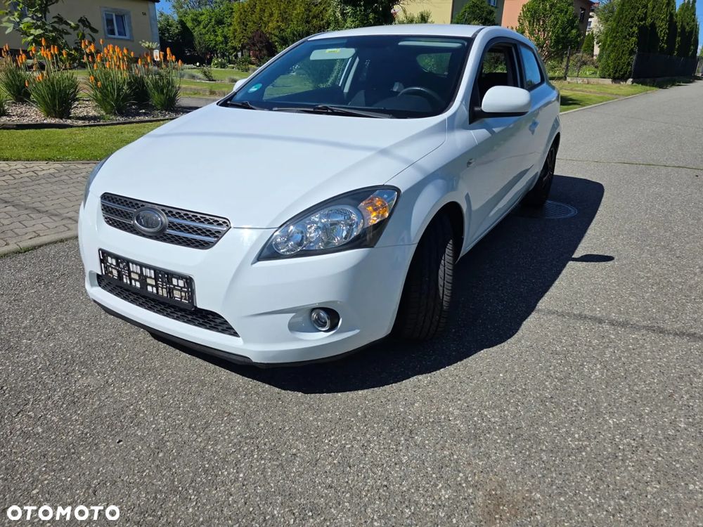 Kia ProCeed 1.6 CVVT LX - 34
