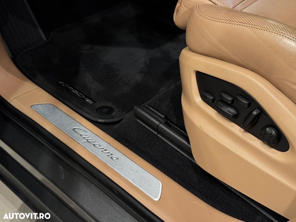 Porsche Cayenne Standard - 18