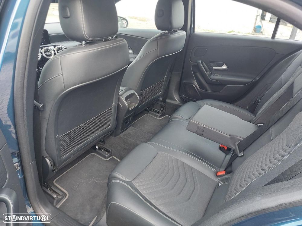 Mercedes-Benz A 250 e Style Plus - 21
