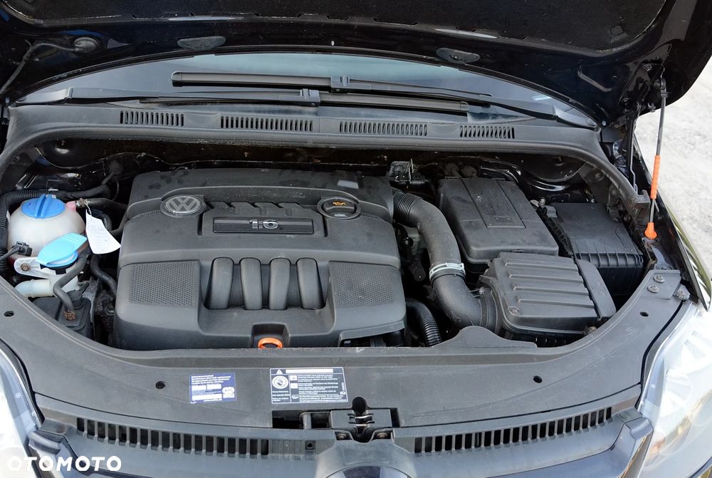 Volkswagen Golf Plus - 14
