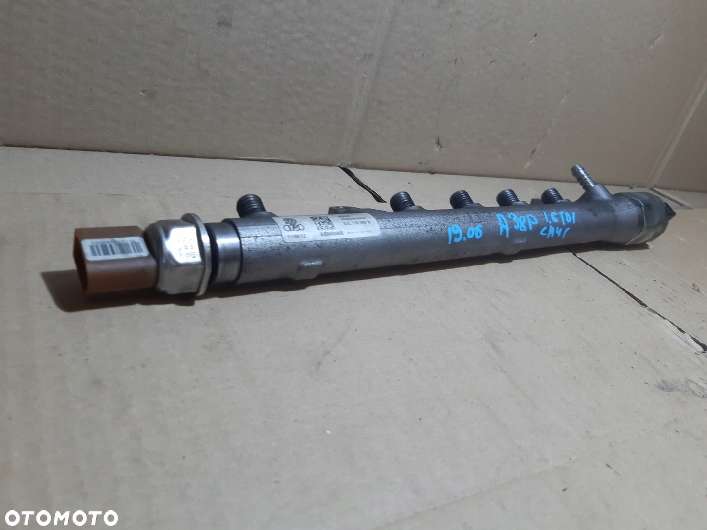 AUDI A3 8P LIFT 1.6 TDI LISTWA WTRYSKOWA CZUJNIKI 03L906054A 03L130089B - 1