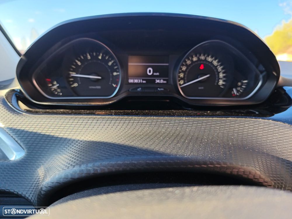 Peugeot 208 PureTech 110 Stop & Start Allure - 17