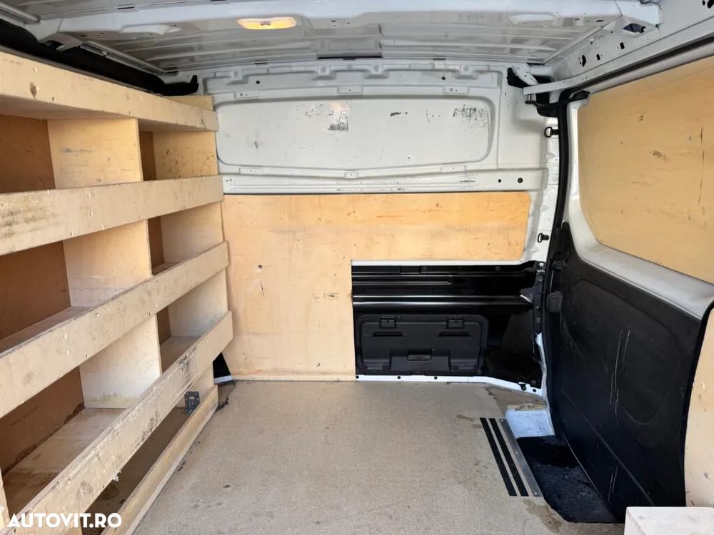 Renault Trafic GRAND CONFORT 1.6 dci 95 CP - 12