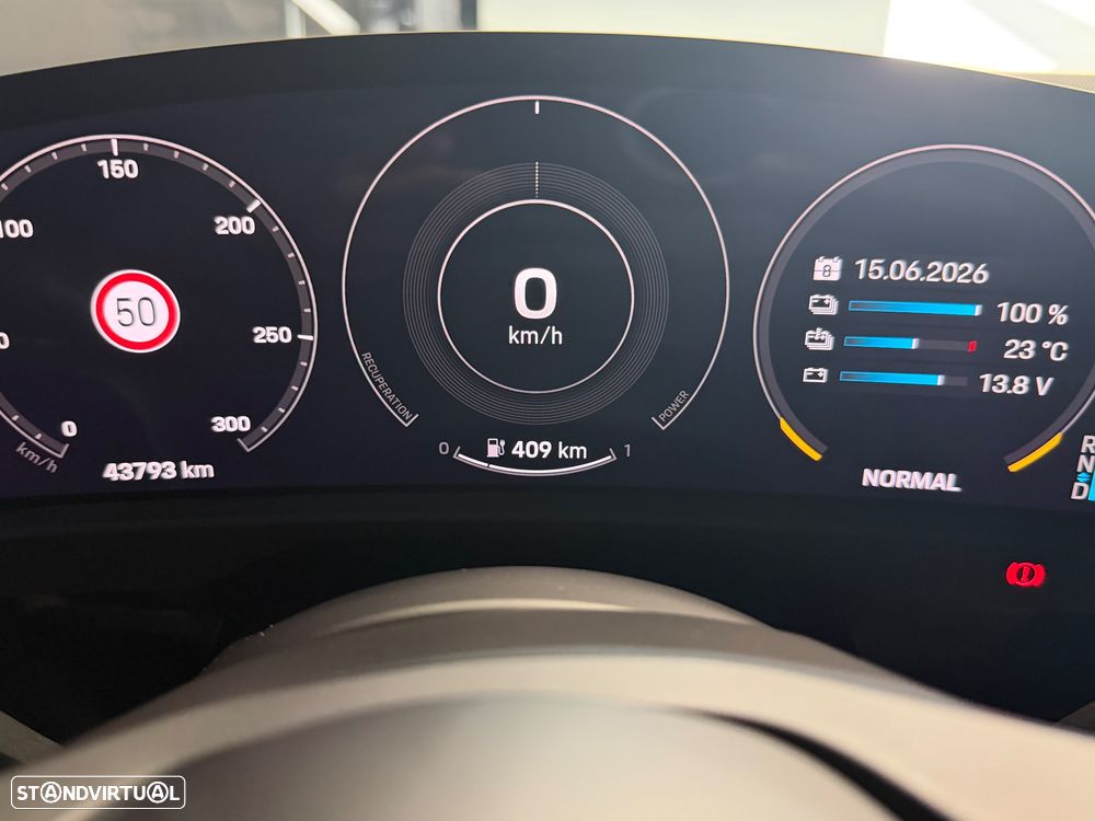 Porsche Taycan Cross Turismo Sport bateria Performance Plus - 31