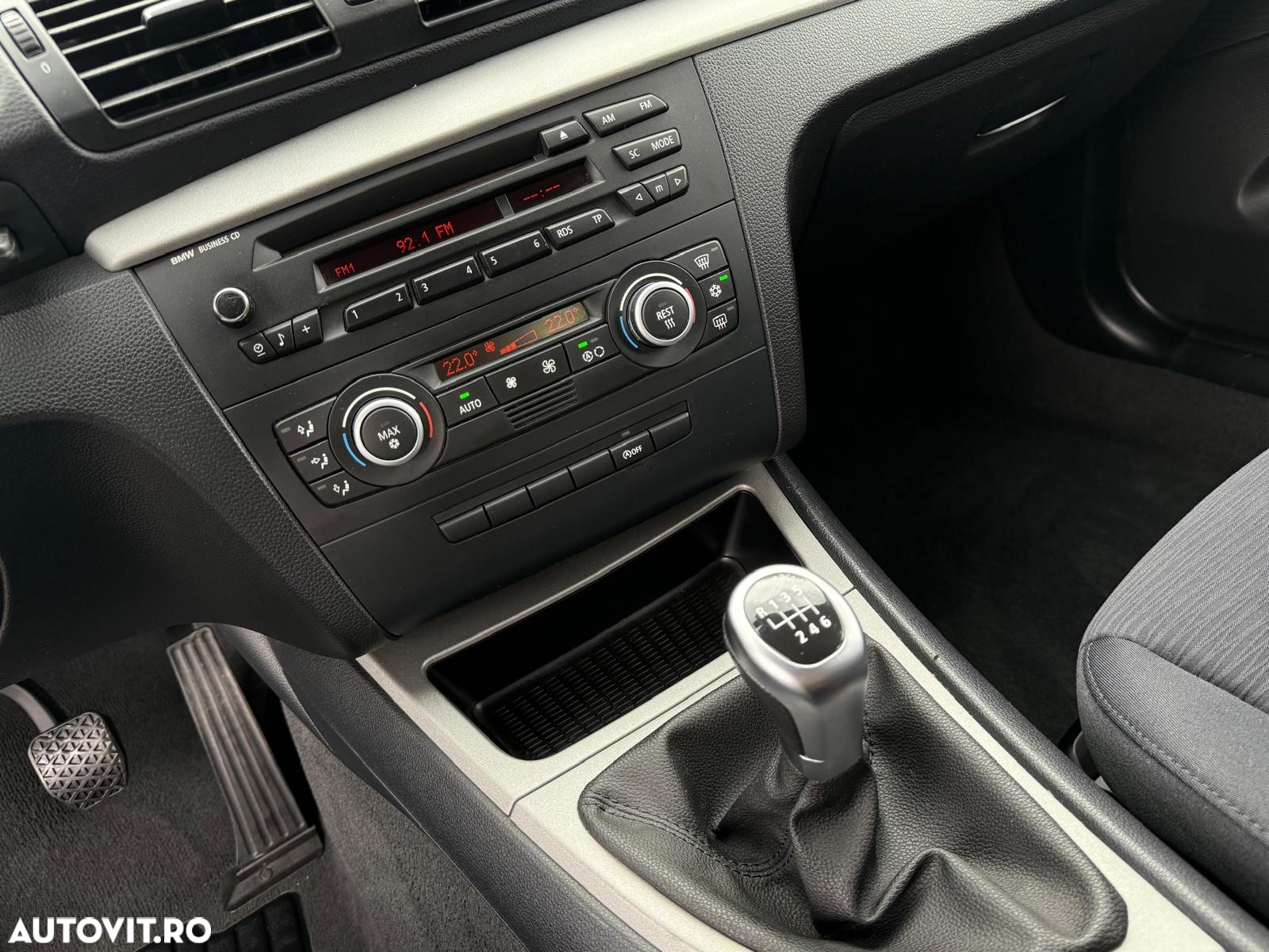 BMW Seria 1 116i - 13
