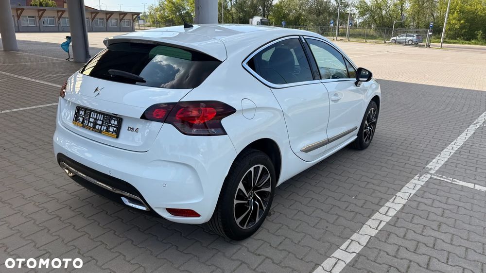 DS Automobiles DS 4 - 6
