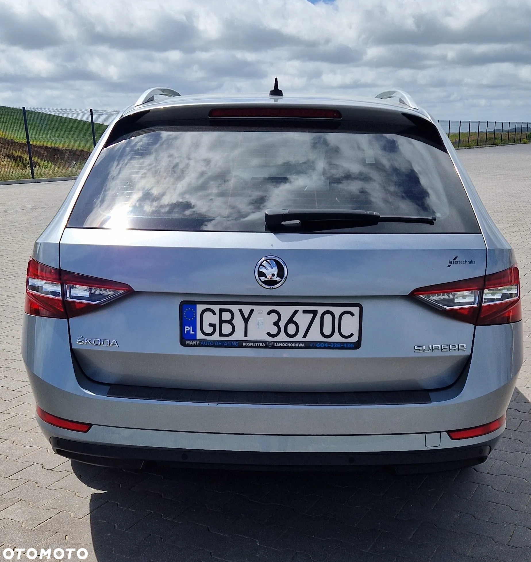 Skoda Superb 2.0 TDI Ambition DSG - 6