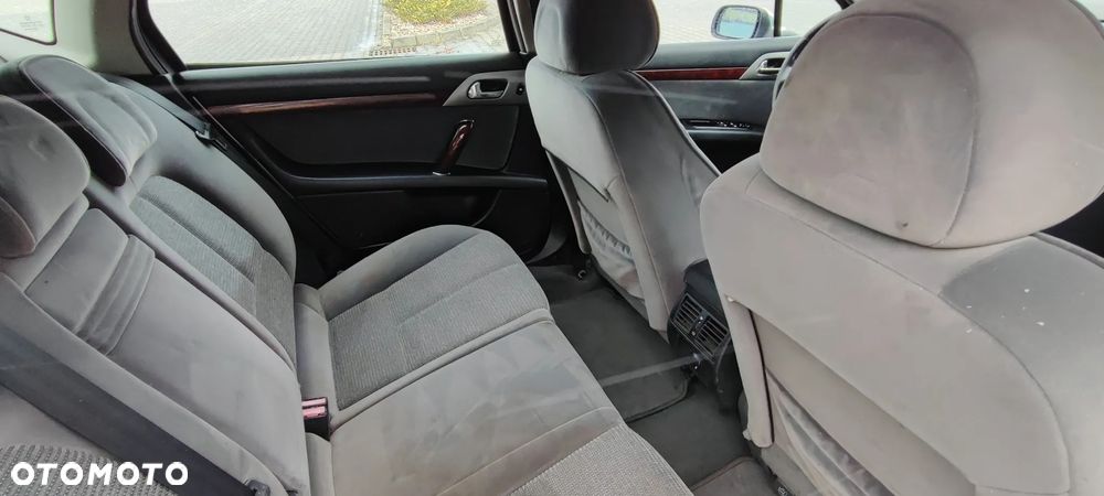 Peugeot 407 2.0 HDI Intense - 10