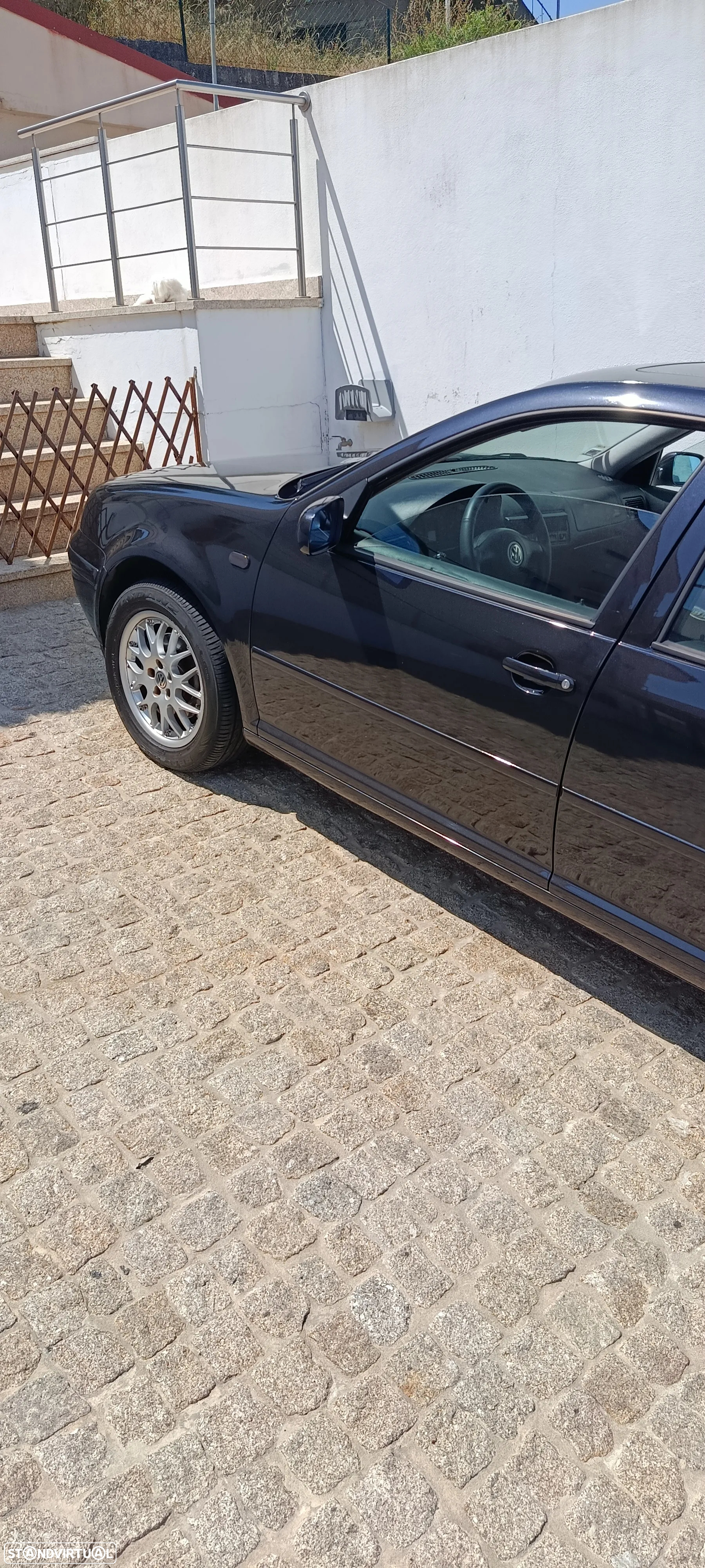 VW Golf - 24