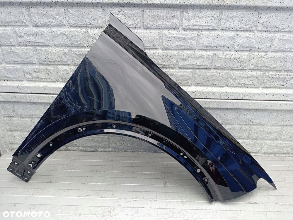 AUDI Q6 E-TRON BŁOTNIK PRZEDNI PRAWY