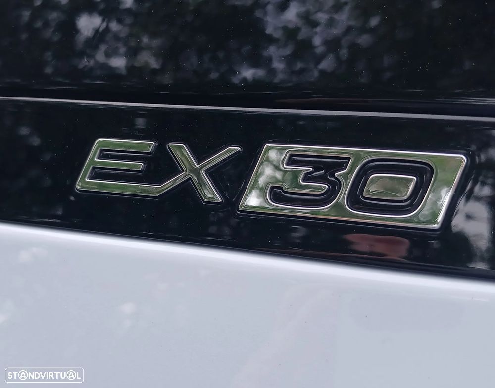 Volvo EX30 69 kWh Single Motor Extended Range Plus - 18