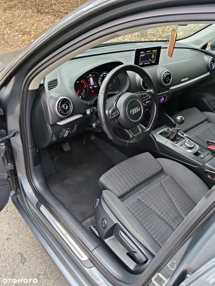 Audi A3 Sportback 2.0 TDI quattro - 12