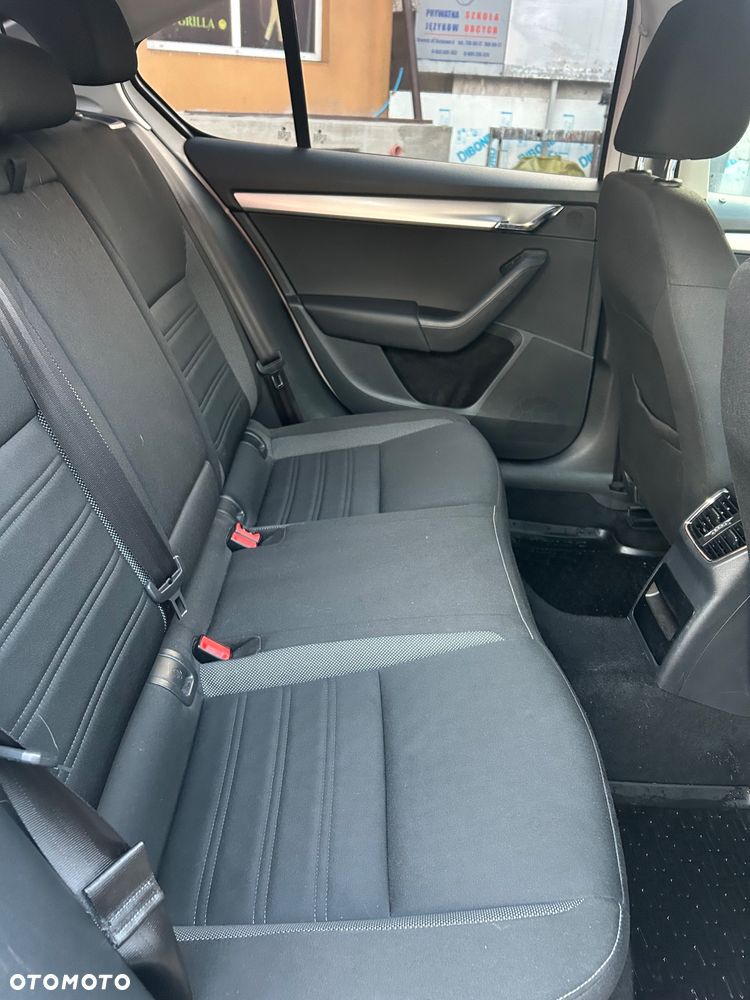 Skoda Octavia 2.0 TDI Ambition - 16
