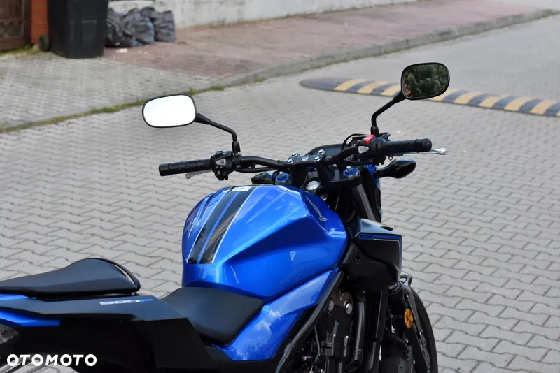 Honda CB - 17