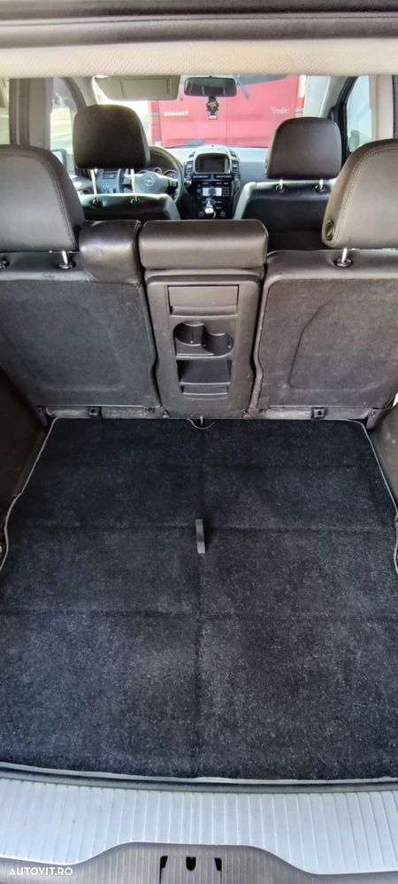 Opel Zafira 1.9 CDTI Cosmo - 8