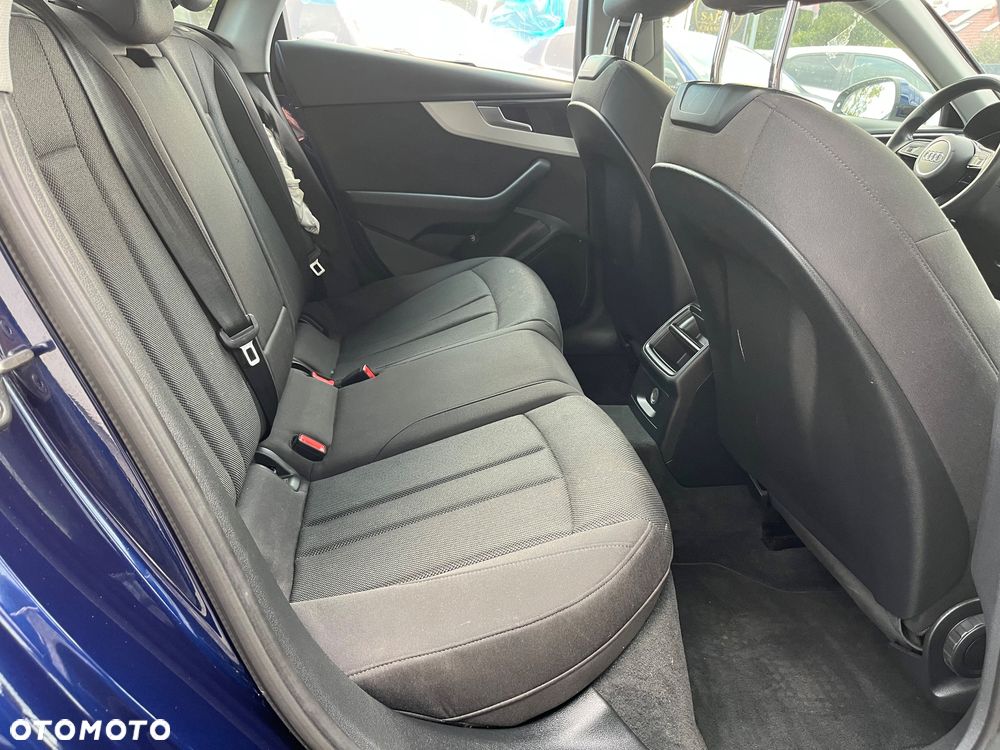 Audi A4 Limousine 35 TFSI S tronic S line - 13