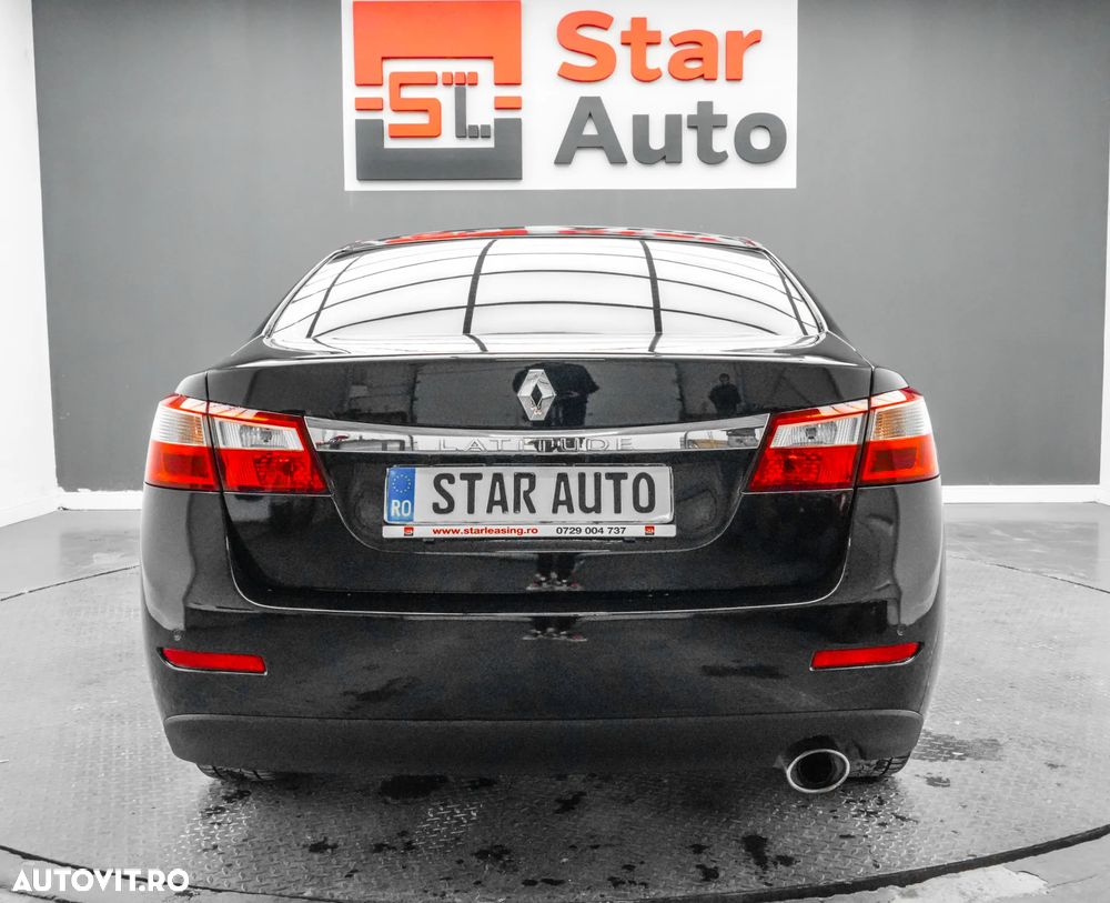 Renault Latitude 2.0 dCi Luxury CVA - 5