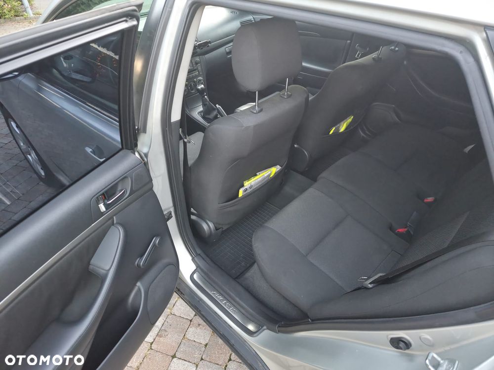 Toyota Avensis 2.0 D-4D Luna - 15